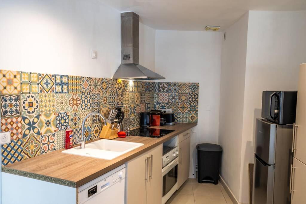 La Veilleuse - Appartement Au Coeur Du Centre Ville Лимож Экстерьер фото